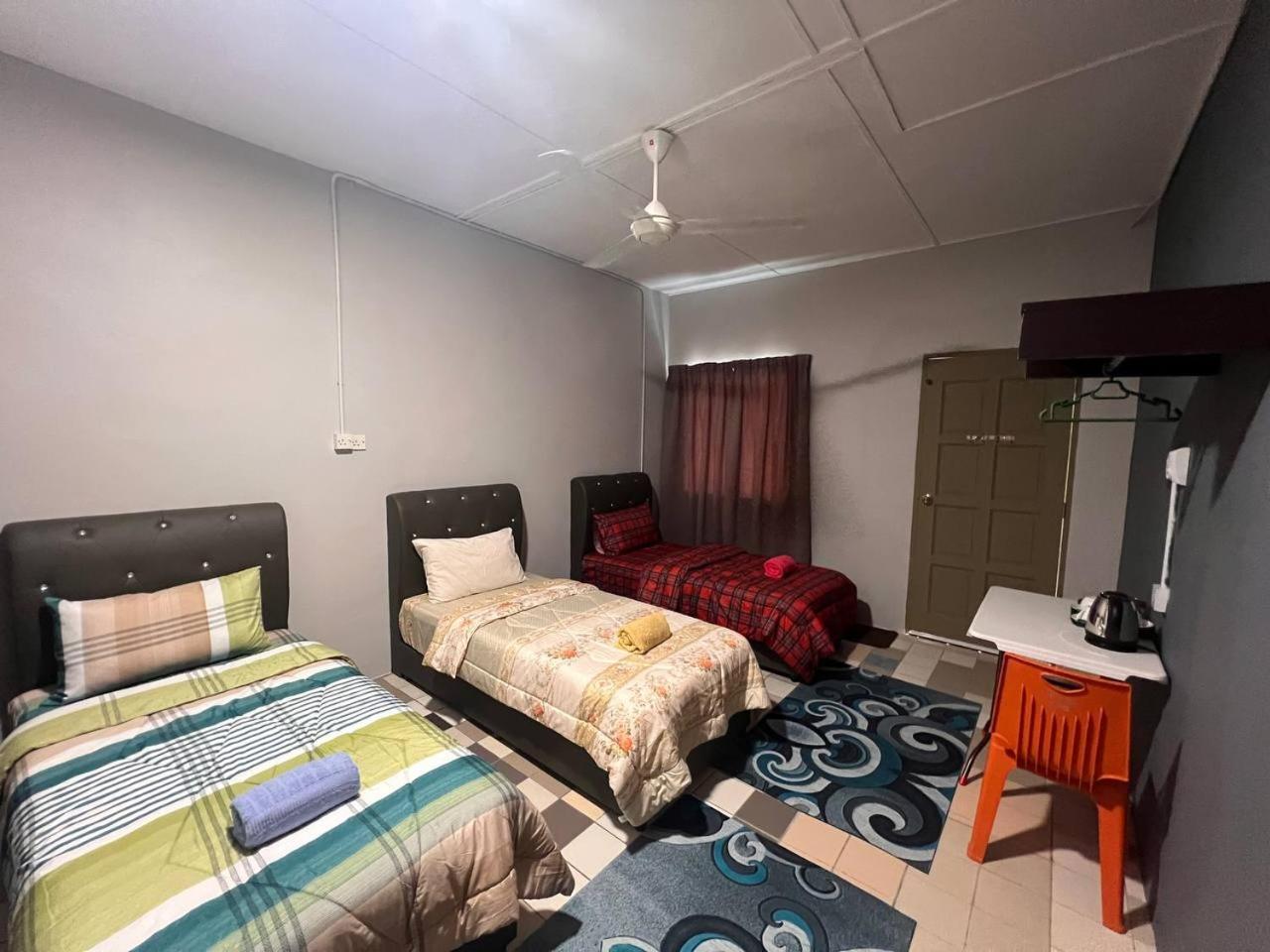 Putra Sentosa Retreat Camp, Sematan Hotell Rum bild