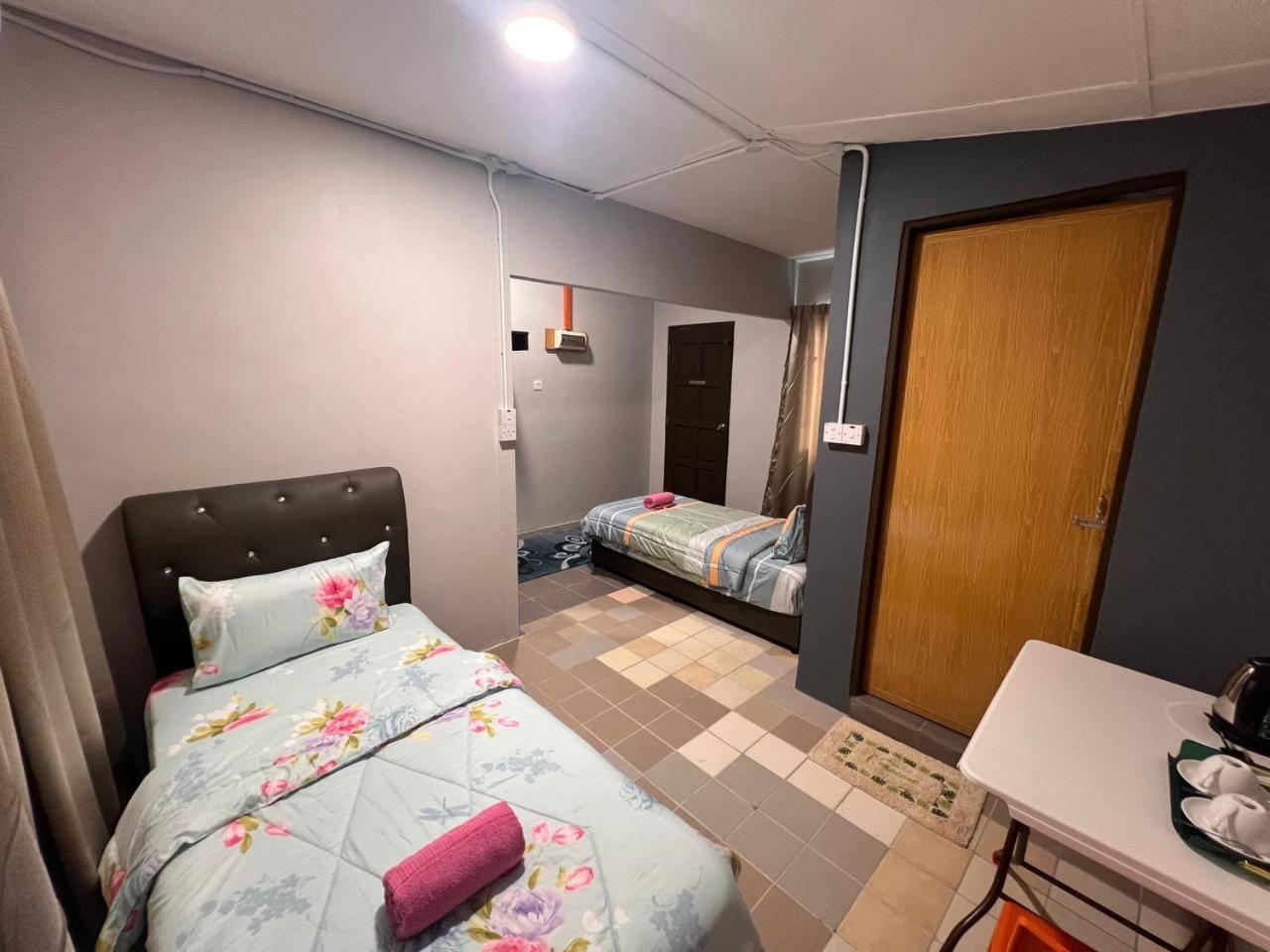 Putra Sentosa Retreat Camp, Sematan Hotell Rum bild