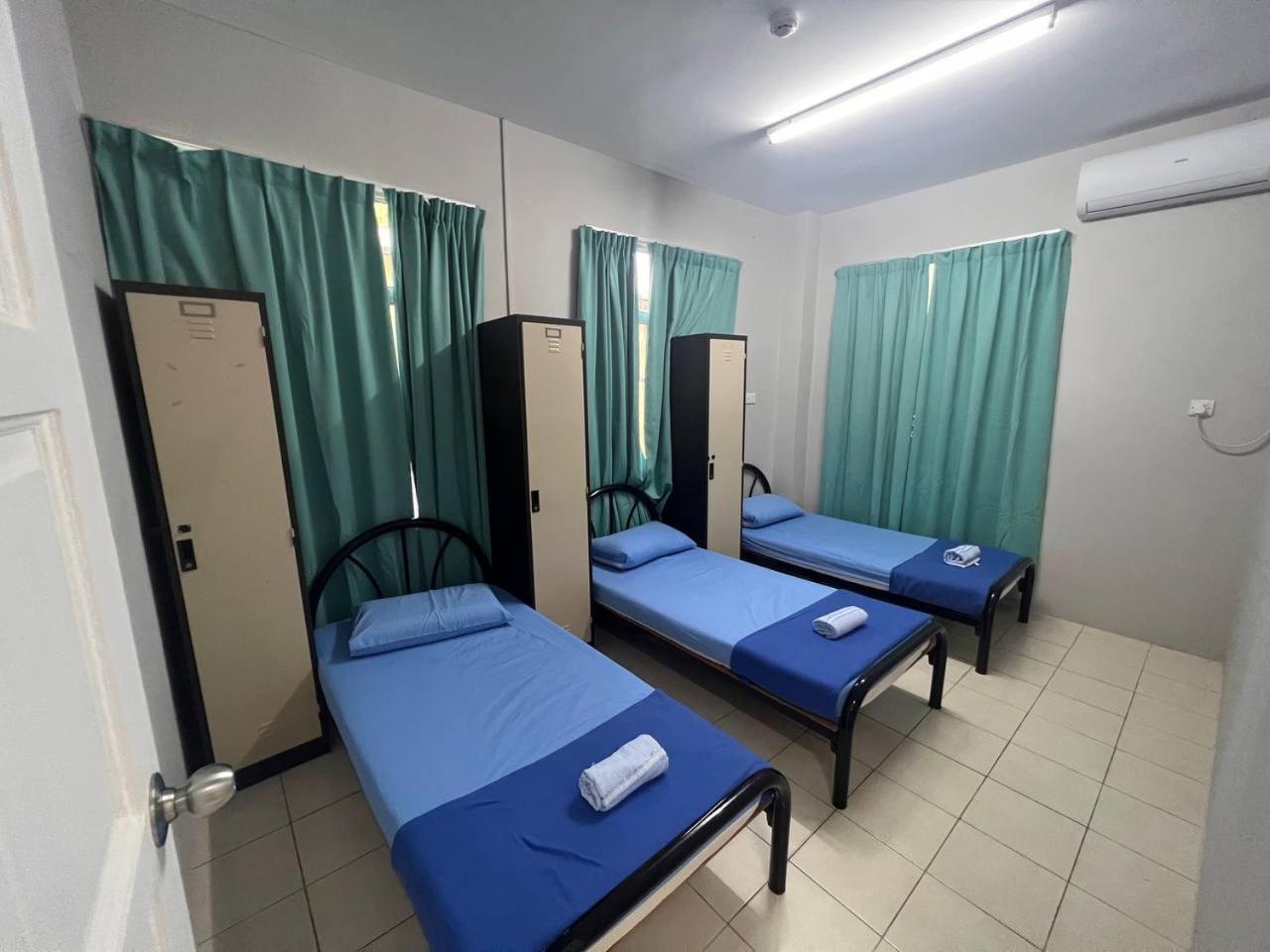Putra Sentosa Retreat Camp, Sematan Hotell Rum bild